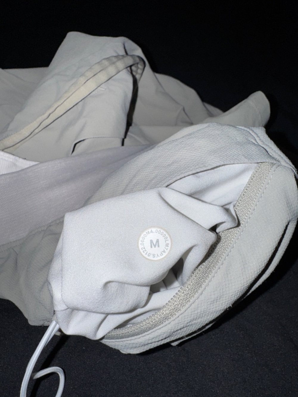 lululemon athletica Men’s Light Gray Unlined License To Train Shorts - Medium - Picture 2 of 4